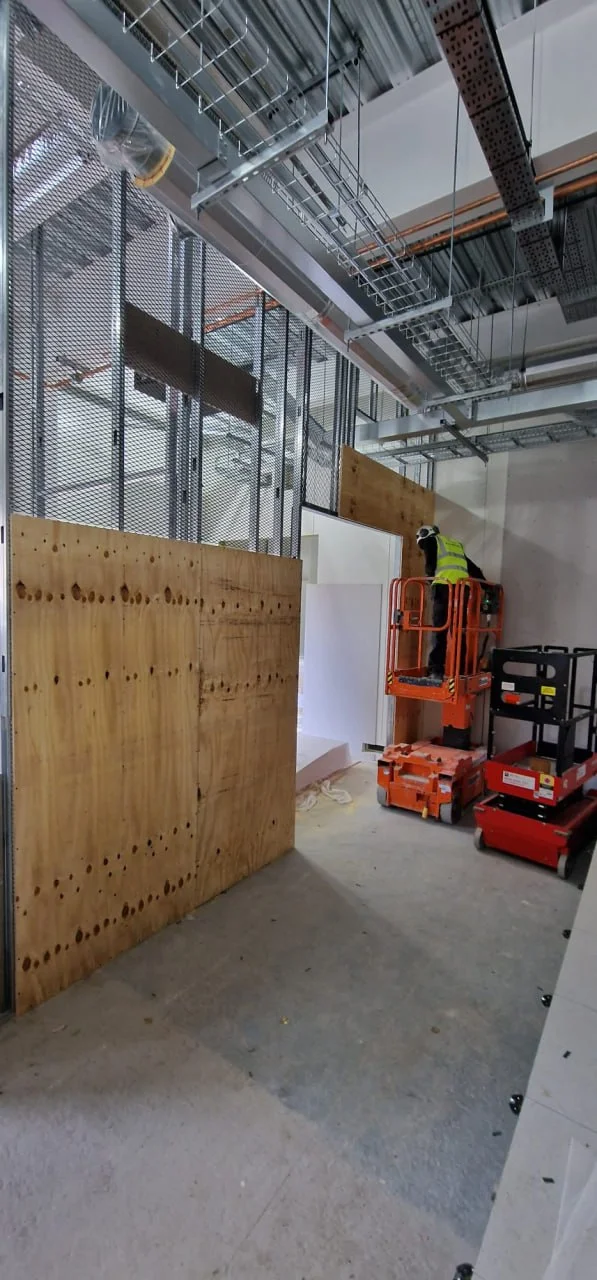 Shepherd's Bush | W12 9RB gallery image 2